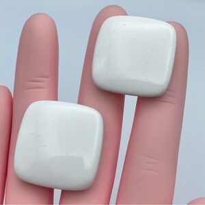 Classic Napier White Enamel Clip On Screw Back Earrings Signed Retro 80s